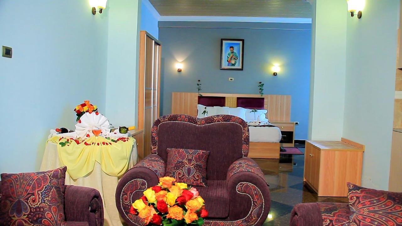 Jacaranda Hotel, บาเฮอร์ดาร์ ภายนอก รูปภาพ