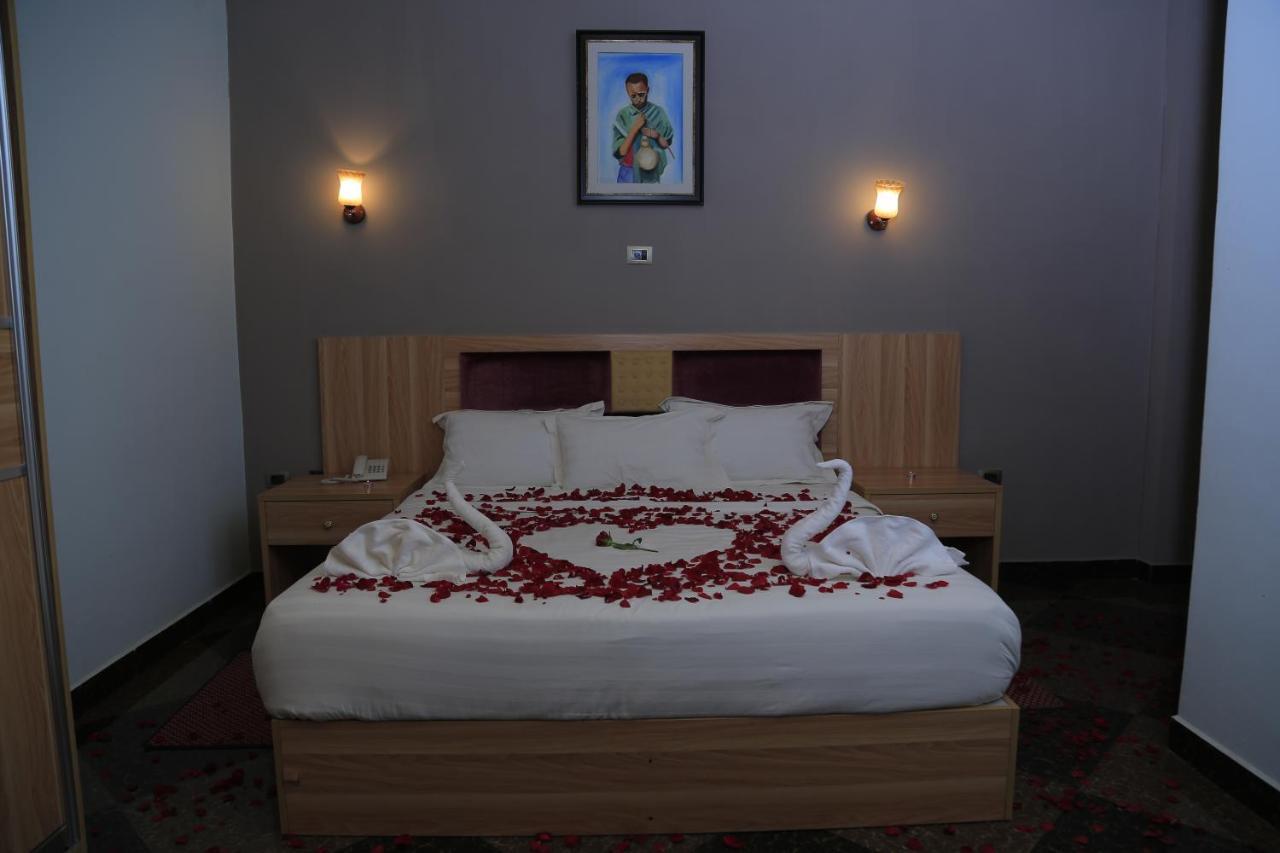 Jacaranda Hotel, บาเฮอร์ดาร์ ภายนอก รูปภาพ